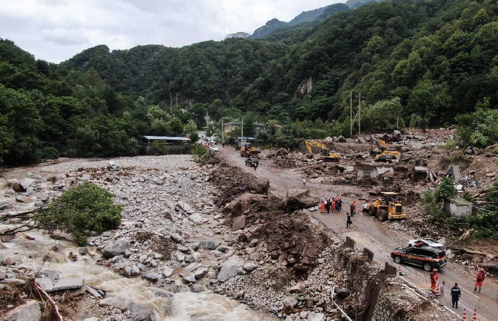 高效打桩，保障建筑工程坚实基础